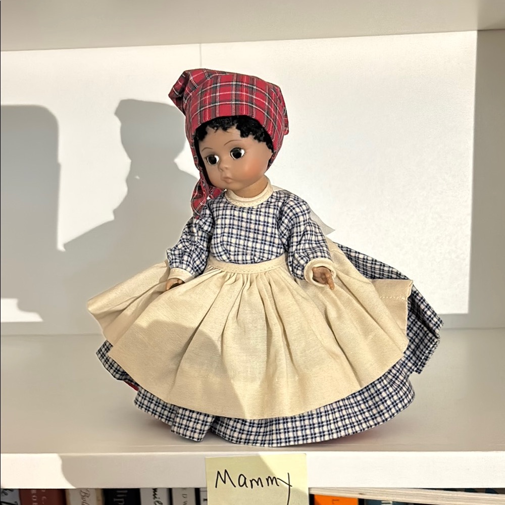 Madame Alexander beautiful Mammy doll.